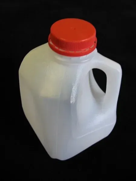 1032-quart-plastic-jug-b.jpg